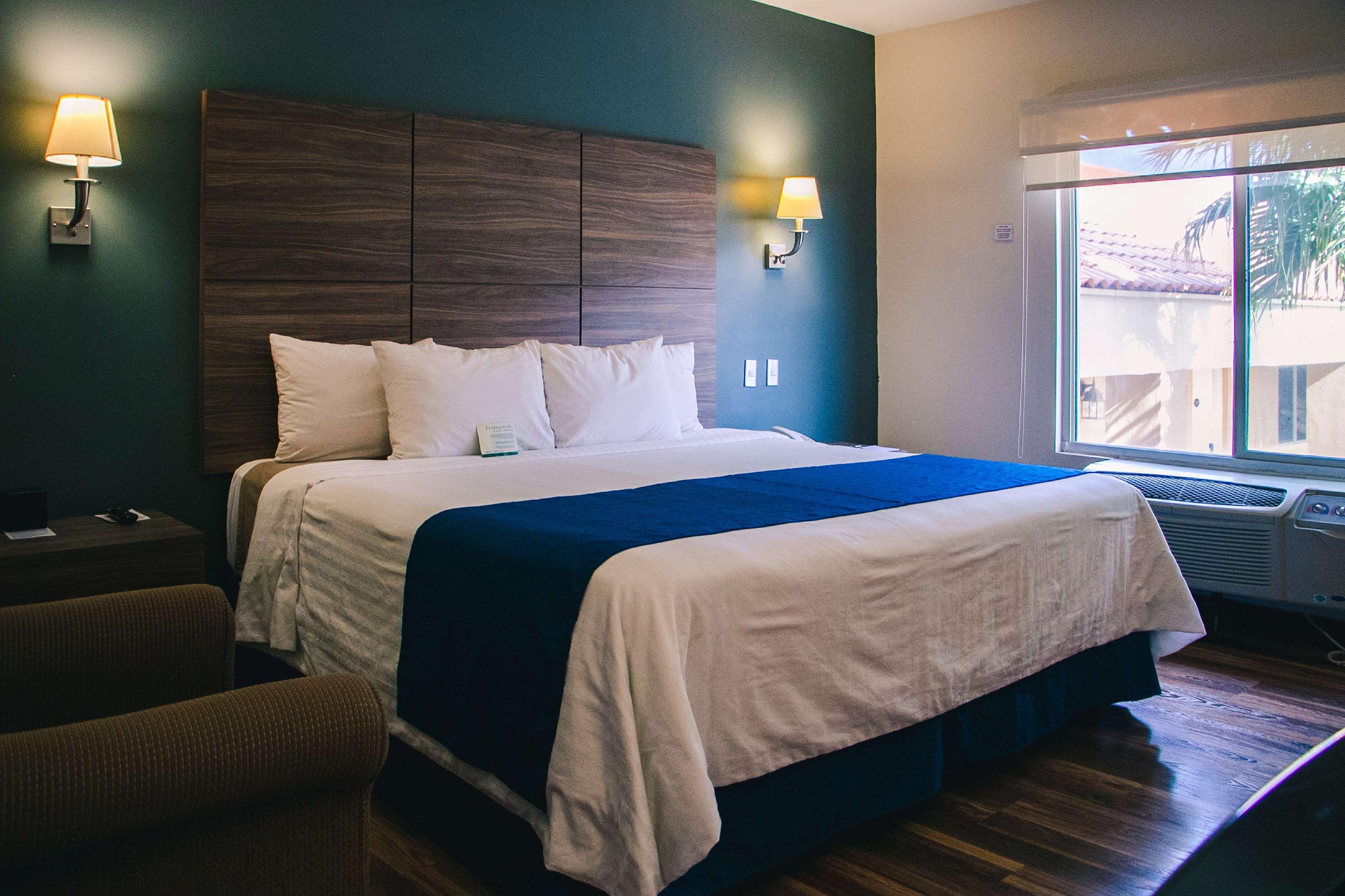 Best Western Plus Chihuahua Aeropuerto Esterno foto